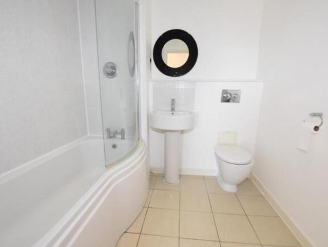 Flat for rent in Semilong, Northampton
