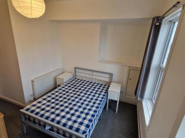 Flat for rent in Reddish, Greater Manchester
