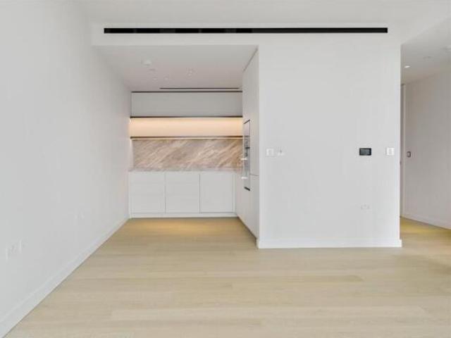Flat for rent in Westminster, Greater London
