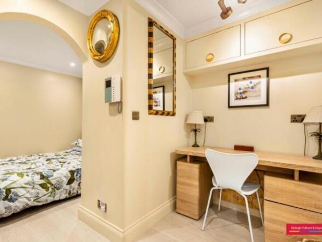 Flat for rent in Cat Hill