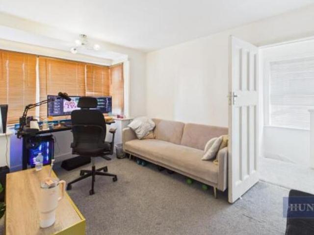 Flat for rent in Redbridge, Southampton