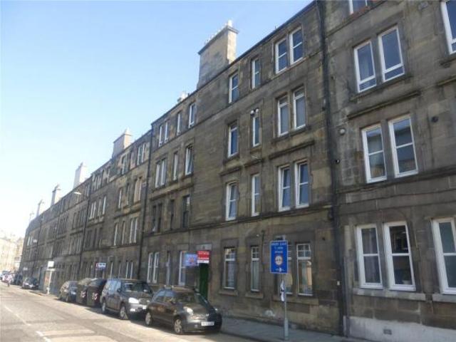 Flat for rent in Broughton, Scotland