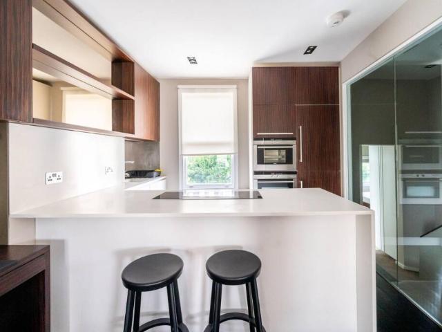 Flat for rent in Sands End