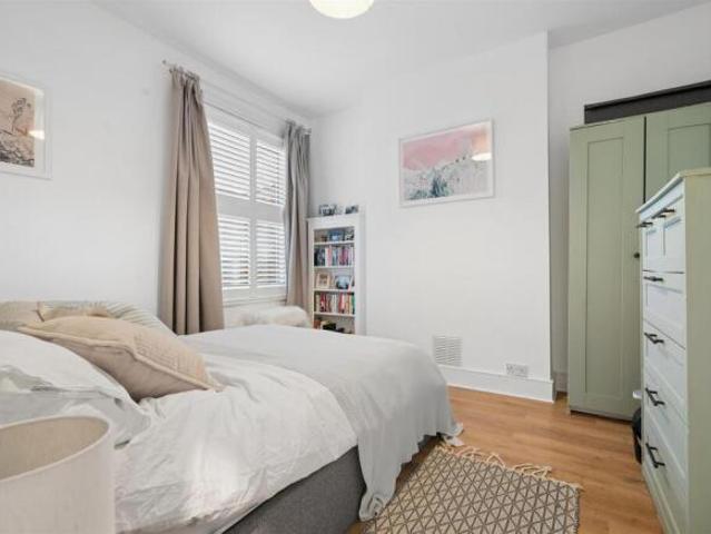 Flat for rent in Tooting, Greater London