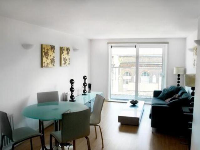 Flat for rent in Cat Hill