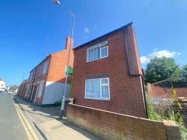 House for rent in Camp Hill, Warwickshire