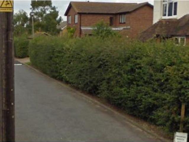 House for rent in Perryfields, West Sussex