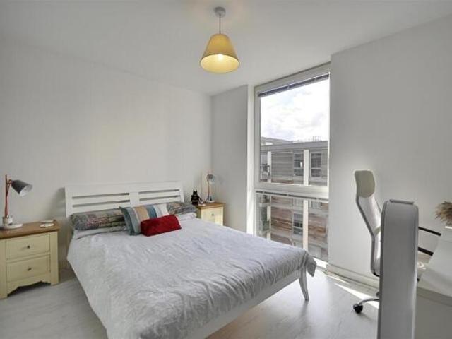 Flat for rent in Greater London