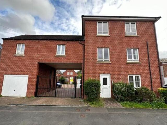 House for rent in Lyons, Greater London