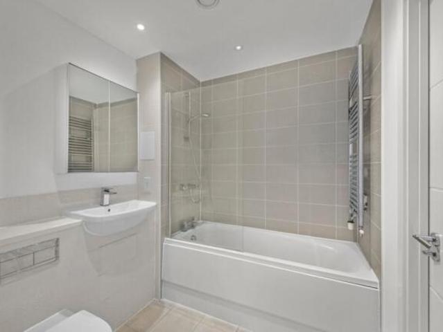 Flat for rent in Woolwich, Greater London