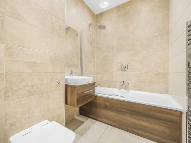 Flat for rent in Twickenham, Greater London
