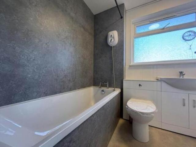 Flat for rent in Cat Hill