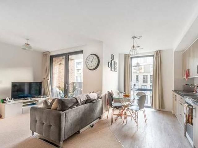 House for rent in Lyons, Greater London