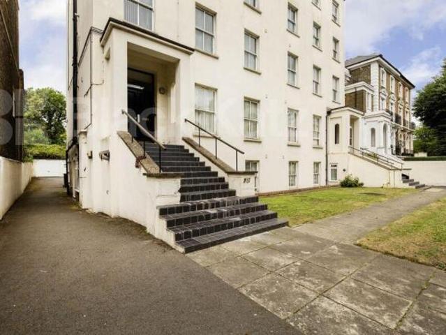 Flat for rent in Camden Town, Greater London