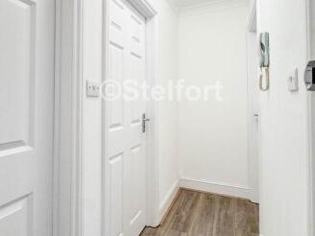 Flat for rent in Camden Town, Greater London