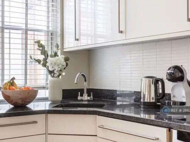 Flat for rent in Cat Hill