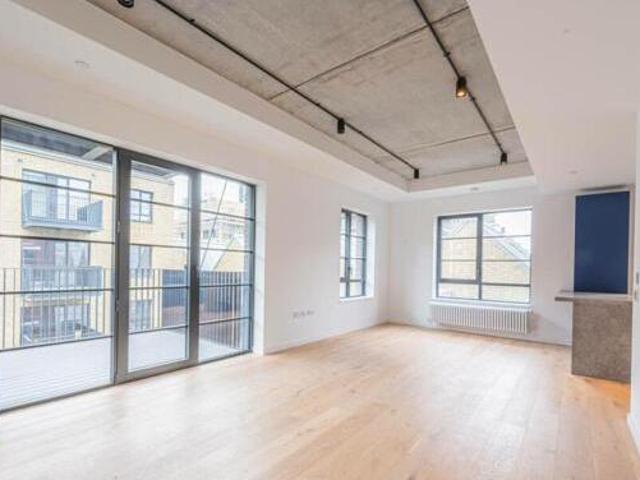 House for rent in Lyons, Greater London