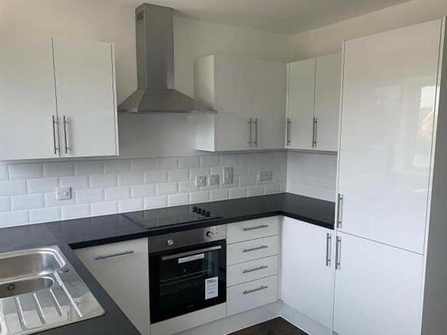 House for rent in Middlecroft, Hampshire