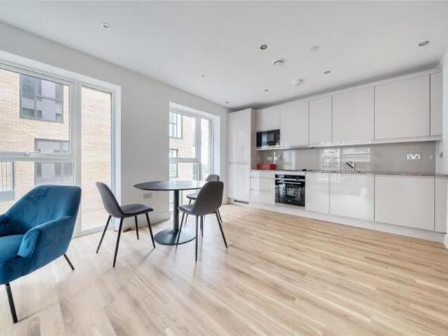 Flat for rent in Cat Hill