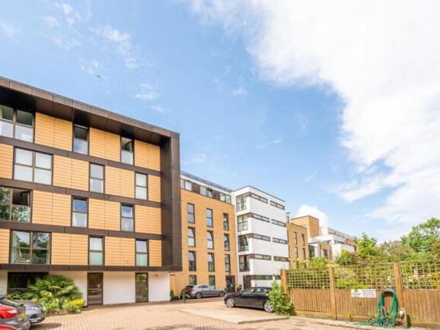 Flat for rent in Battersea, Greater London