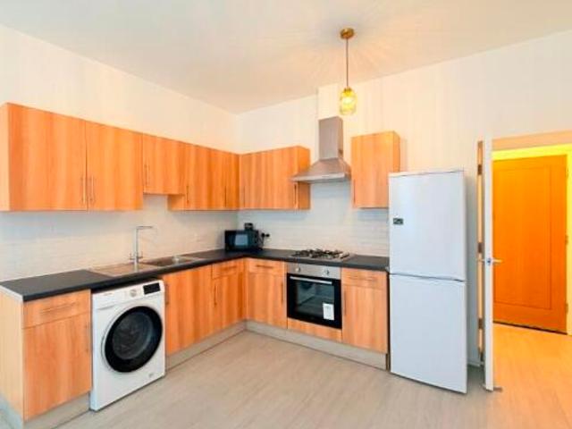 Flat for rent in Cat Hill