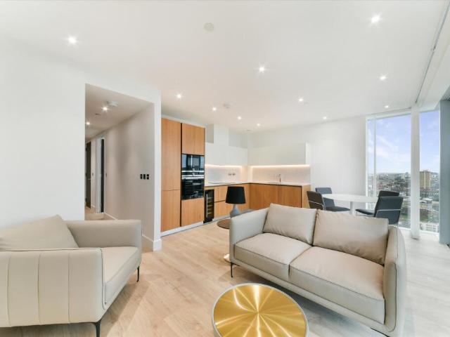 Flat for rent in Aldgate