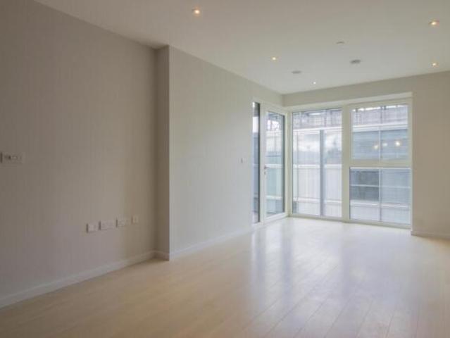 Flat for rent in Cat Hill