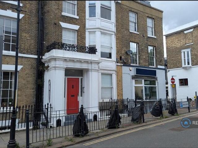 Flat for rent in Castle Street