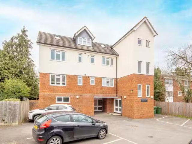 House for rent in Five Acres, Hertfordshire