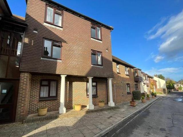 House for rent in Lyons, Greater London