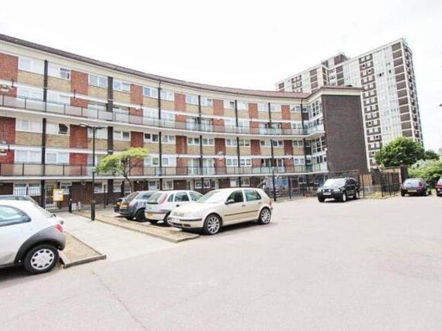 Flat for rent in Tottenham, Greater London