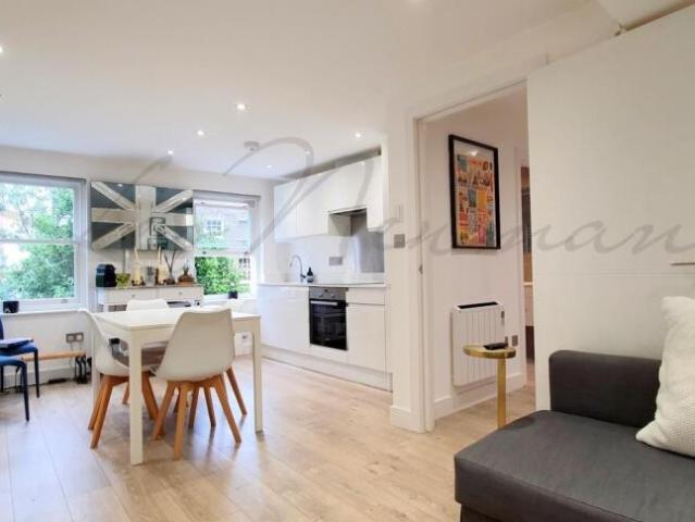 Flat for rent in Camden Town
