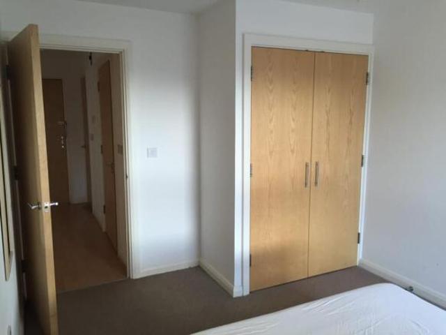 Flat for rent in Cat Hill, England