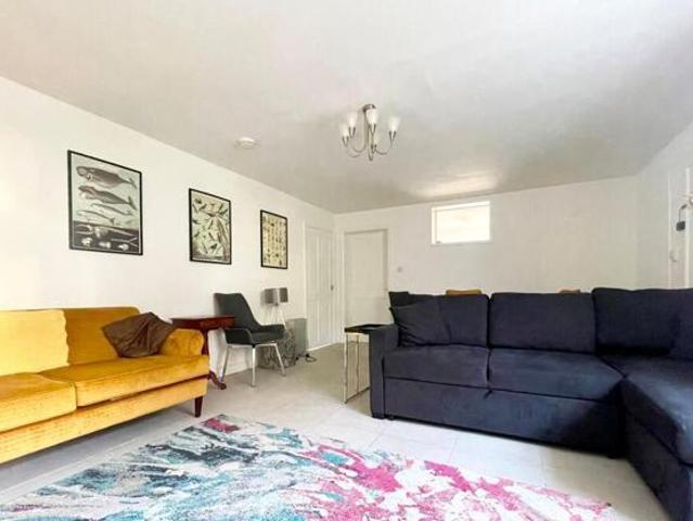 House for rent in Ewens Farm, Golden Valley