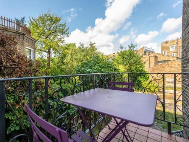 Flat for rent in Cat Hill