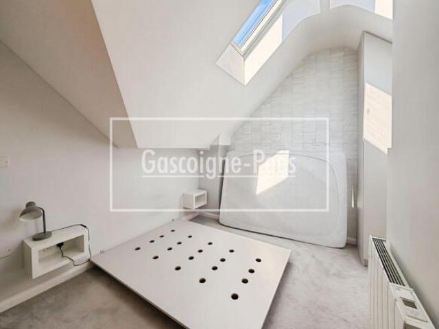 Flat for rent in Charlotteville, Westborough