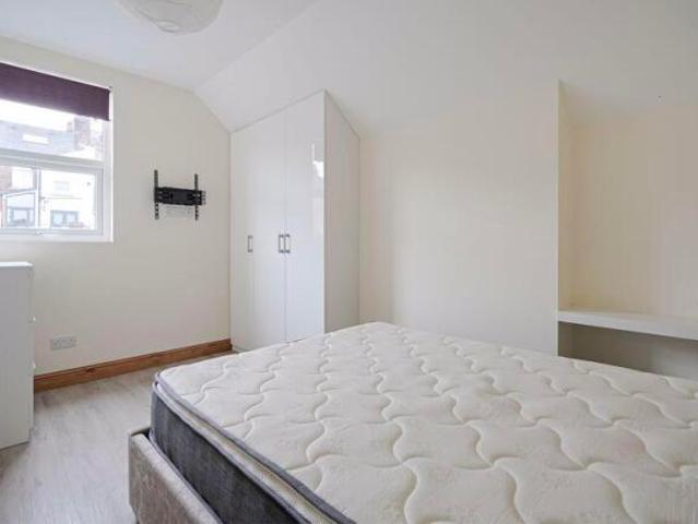 Flat for rent in Heeley Bottom, Meersbrook