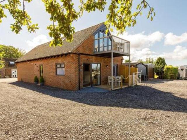 House for rent in Lyons, Greater London