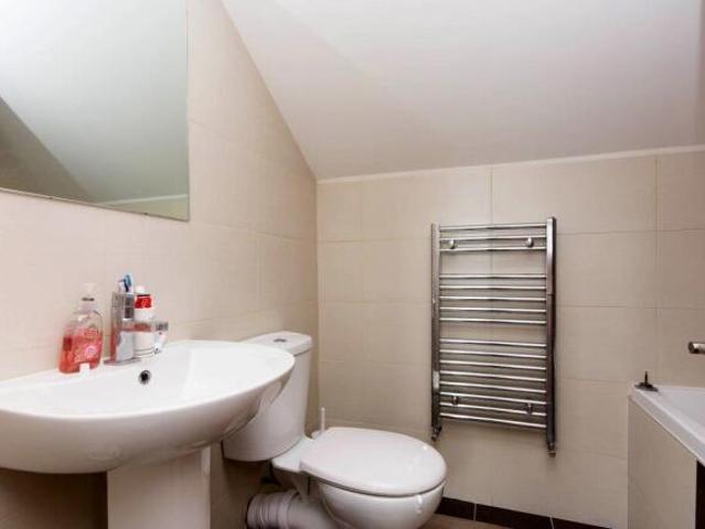 Flat for rent in Chiswick, Greater London