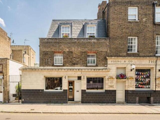Flat for rent in Chiswick, Greater London