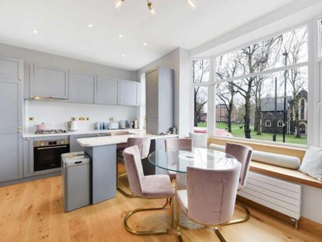 Flat for rent in Chiswick, Greater London