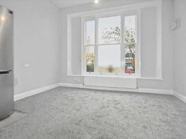 Flat for rent in Chiswick, Greater London