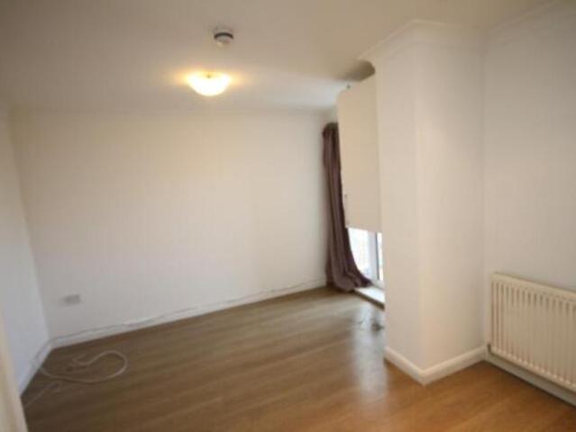 Flat for rent in King's Walden, Hertfordshire