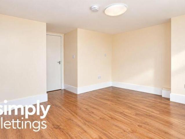 Flat for rent in Brunswick, Brighton