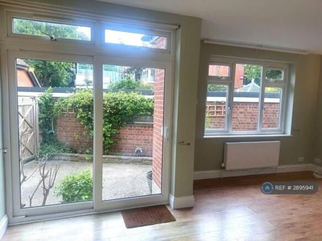 Flat for rent in Southsea, City Of Portsmouth
