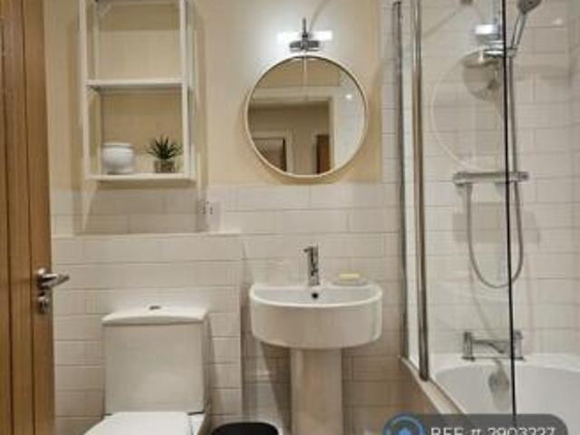 Flat for rent in Two Mills, Cheshire