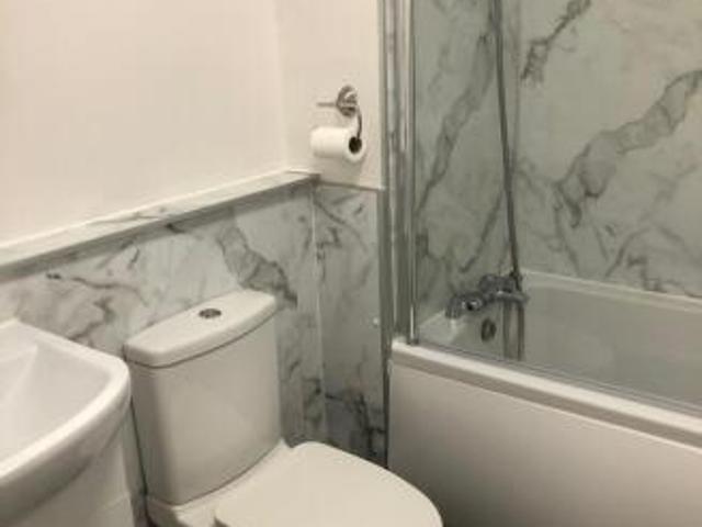 Flat for rent in Great Linford, Milton Keynes