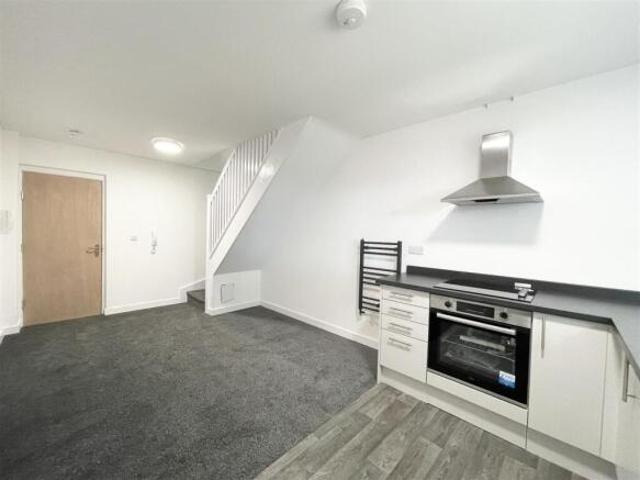 Flat for rent in Longton, Stoke-on-Trent