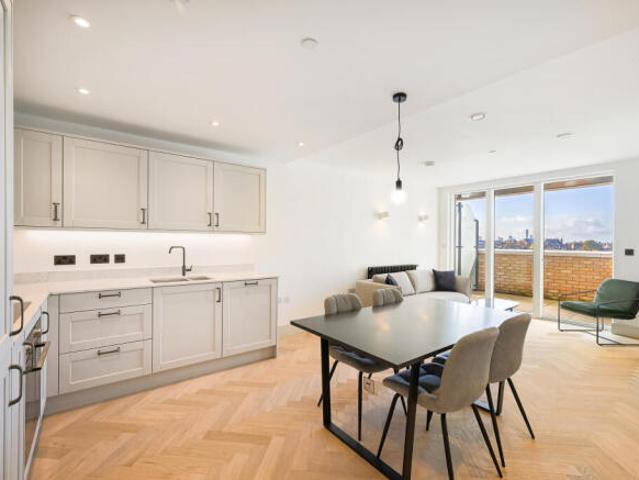 Flat for rent in Cat Hill