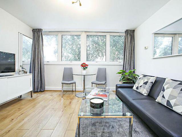 Flat for rent in Cat Hill